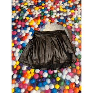 leather skirt